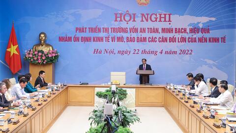 Chiều nay, Thủ tướng chủ trì hội nghị phát triển thị trường vốn an toàn, minh bạch