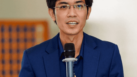 TS Nguyễn Hữu Huân: "Có thể hy sinh tăng trưởng để bình ổn giá"