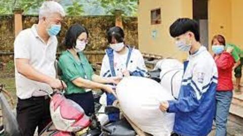 Gấp rút triển khai xuất cấp gạo hỗ trợ học sinh học kỳ I năm học 2022 - 2023