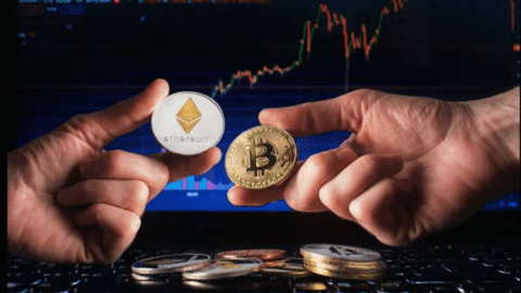Bitcoin giảm giá, thị trường tiền điện tử đầy biến động