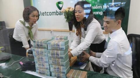 Tiềm năng sinh lời ngắn hạn qua kênh tiền gửi ngân hàng