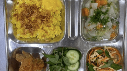 Ngộ độc thực phẩm: Đừng “mất bò mới lo làm chuồng”