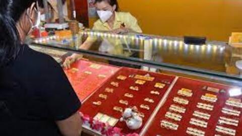 Giá vàng ngày 3/1: Bật tăng ngay khi mở cửa trở lại