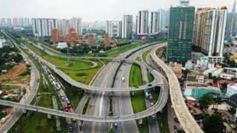 Hiệu trưởng NEU nêu 5 hạn chế của nền kinh tế thị trường tại Việt Nam