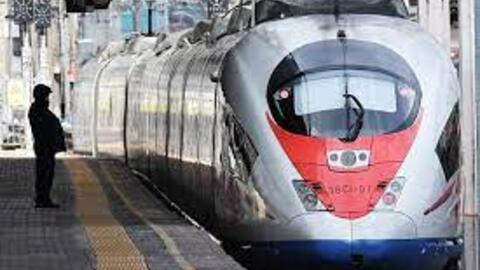 Việt Nam nên làm đường sắt tốc độ cao 200 km/h