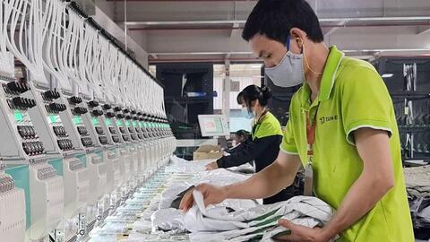 Thái Bình: Doanh nghiệp dệt may tìm cách vượt “bão”