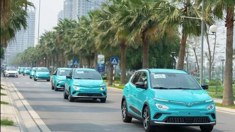Doanh số bán xe điện kỳ vọng đạt 18.000 chiếc trong năm 2023 nhờ ‘cú hích’ VinFast