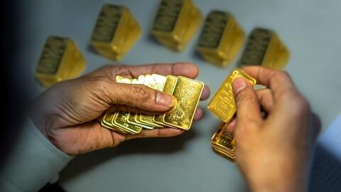 Giá vàng hôm nay tăng sốc: Vàng SJC đắt thêm 300.000 đồng/lượng