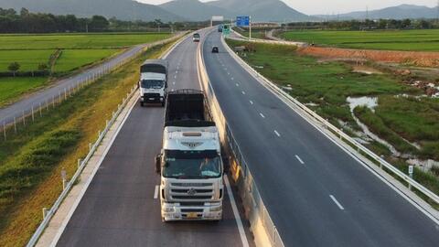 Vì sao chưa làm trạm dừng nghỉ trên các dự án cao tốc mới?