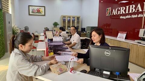 Lãi suất ngân hàng Agribank mới nhất tháng 3/2024: Gửi 24 tháng có lãi suất tốt nhất