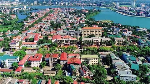 "Đắp chiếu" sau 14 năm, toà TTTM 1.200 tỷ tại Vĩnh Phúc bất ngờ "hồi sinh", dự kiến hoàn thành vào tháng 4 tới