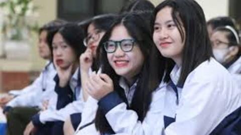Trí tuệ nhân tạo "xâm lấn", nhiều người đổ xô cho con học robot, thầy giáo nói: Đây mới là ngành học có thể "đấu lại" máy móc