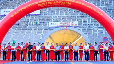 Chỉ bàn làm, không bàn lùi - bài 2: Mở thông cao tốc Bắc - Nam
