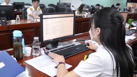 Từ ngày 1/7-31/12/2024, thuế giá trị gia tăng giảm xuống 8%