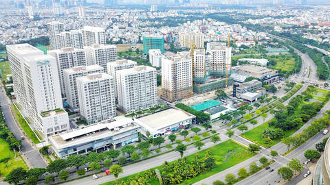 Thị trường đất nền sôi động trở lại