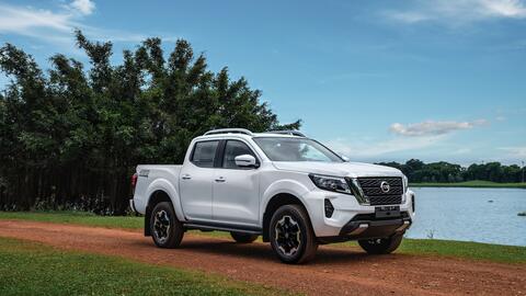 Nissan Navara 2024 ra mắt Việt Nam: Thêm phiên bản, chỉ còn từ 685 triệu đồng, cạnh tranh Ranger bằng giá mềm hơn bản cũ