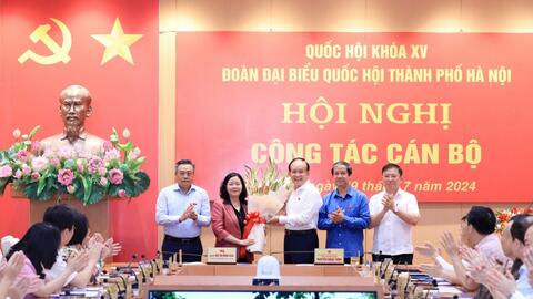 Đồng chí Bùi Thị Minh Hoài làm Trưởng đoàn ĐBQH TP Hà Nội