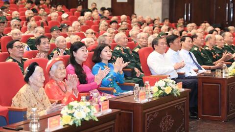 Hà Nội tri ân, tôn vinh những người làm nên chiến thắng