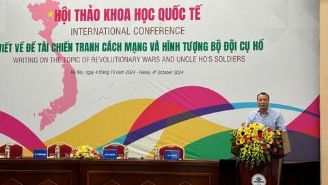 Hội thảo khoa học đề tài chiến tranh cách mạng, người lính Cụ Hồ
