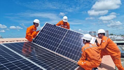 Giá điện tăng, thêm áp lực cho doanh nghiệp sản xuất