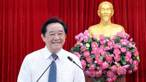 Phó Bí thư Thường trực Tỉnh ủy Bình Dương nghỉ hưu theo chế độ