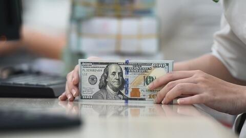 Tỷ giá USD trung tâm giảm mạnh