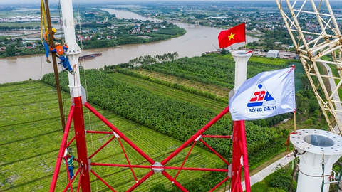Cổ phiếu SJE tăng mạnh ngay khi lãnh đạo bán gần hết vốn 