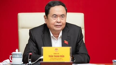 Chủ tịch Quốc hội ký, ban hành nghị quyết về công tác cán bộ