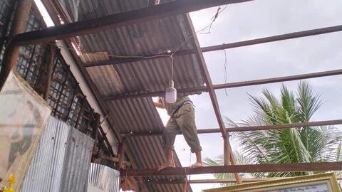 Mưa lớn kèm dông lốc tại Cần Thơ làm 4 căn nhà tốc mái, thiệt hại hơn 100 triệu đồng