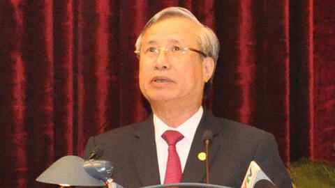 2 ủy viên Bộ Chính trị, 21 ủy viên và nguyên ủy viên TƯ bị kỷ luật