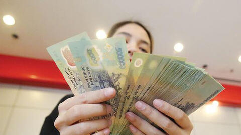 10 năm qua, thu nhập bình quân nhân viên tại nhiều ngân hàng đã tăng hơn 2 lần