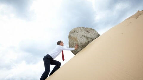 Hàng loạt cổ phiếu về đáy giá nhiều năm kéo dòng tiền bắt đáy nhập cuộc, VnIndex quay đầu tăng điểm