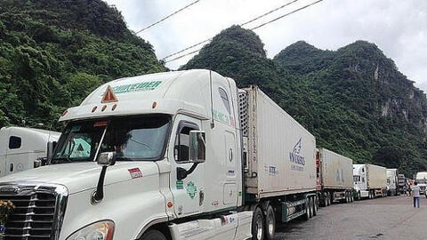 Vẫn còn tồn hơn 1.000 container tại các cửa khẩu