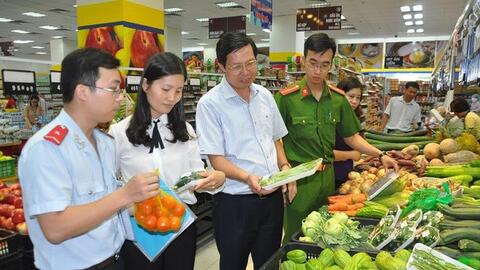 Kiểm tra an toàn thực phẩm hàng hóa nhập khẩu bảo đảm thuận lợi cho hoạt động sản xuất kinh doanh