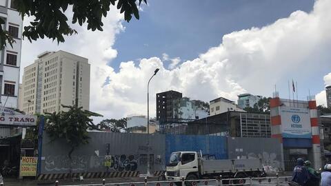 Cận cảnh hơn 9.000 m2 "đất vàng" mặt đường Lê Trọng Tấn từ bãi xe thành nhà xưởng