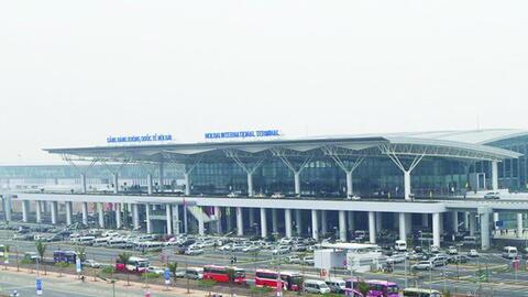 Xã hội hóa đầu tư hạ tầng cảng hàng không: ACV vẫn phải... “cầm trịch”