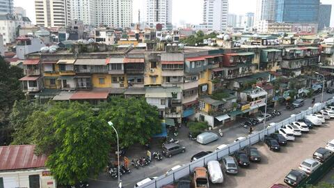 “Luật hóa” quy định về cải tạo chung cư cũ