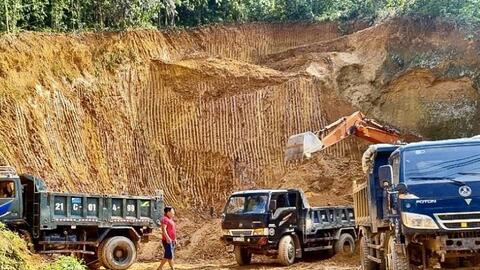 Thanh Hóa: Lợi dụng "hạ cốt nền" để khai thác đất trái phép