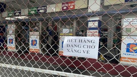 Thị trường xăng dầu: Gỡ “nút thắt” từ… điều hành