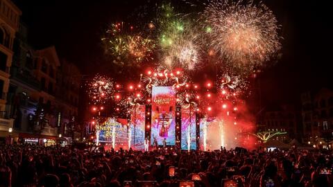 Grand World Hà Nội "sốt rần rần" với đại tiệc chào đón năm mới 2024