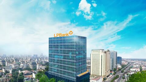 LPBank hoàn thành mục tiêu kinh doanh năm 2023, nợ xấu thuộc nhóm thấp nhất ngành