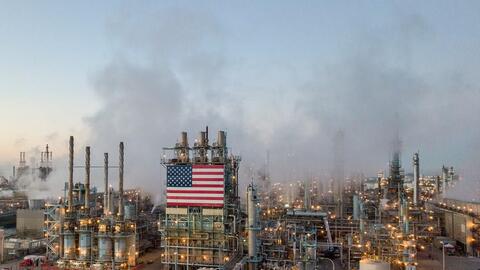 Dầu tăng nhẹ sau dự báo về sản lượng dầu tại Mỹ