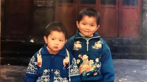 Chàng trai vừa gặp bố mẹ ruột nghèo thì nhận tin thừa kế gia sản từ bố mẹ nuôi, lựa chọn cuối “không ai ngờ”