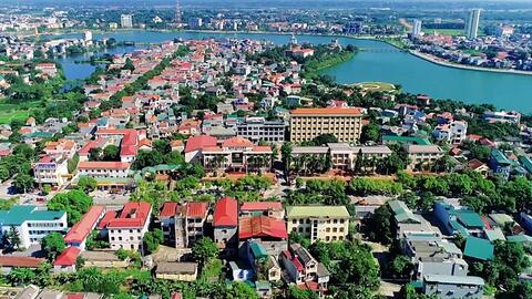 "Đắp chiếu" sau 14 năm, toà TTTM 1.200 tỷ tại Vĩnh Phúc bất ngờ "hồi sinh", dự kiến hoàn thành vào tháng 4 tới