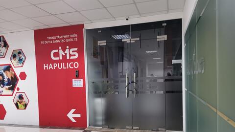 Hàng loạt trung tâm Anh ngữ của Shark Thủy "cửa đóng then cài"