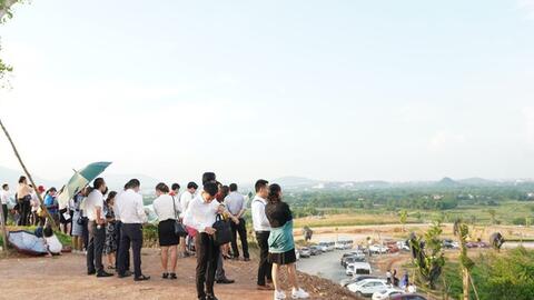 Thị trường bất động sản từ nay đến hết năm 2024 sẽ đi theo kịch bản nào?