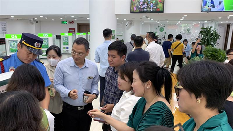Ngân hàng bắt đầu bán vàng cho người dân, giá 79,98 triệu đồng/lượng