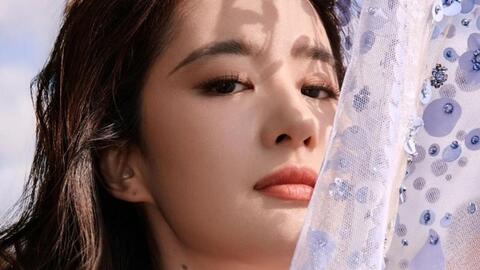 “Lưu Diệc Phi nặng 75kg, béo lấn át Thư Kỳ” và sự độc hại ở Cbiz