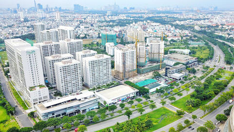 Thị trường đất nền sôi động trở lại