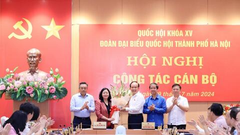 Đồng chí Bùi Thị Minh Hoài làm Trưởng đoàn ĐBQH TP Hà Nội